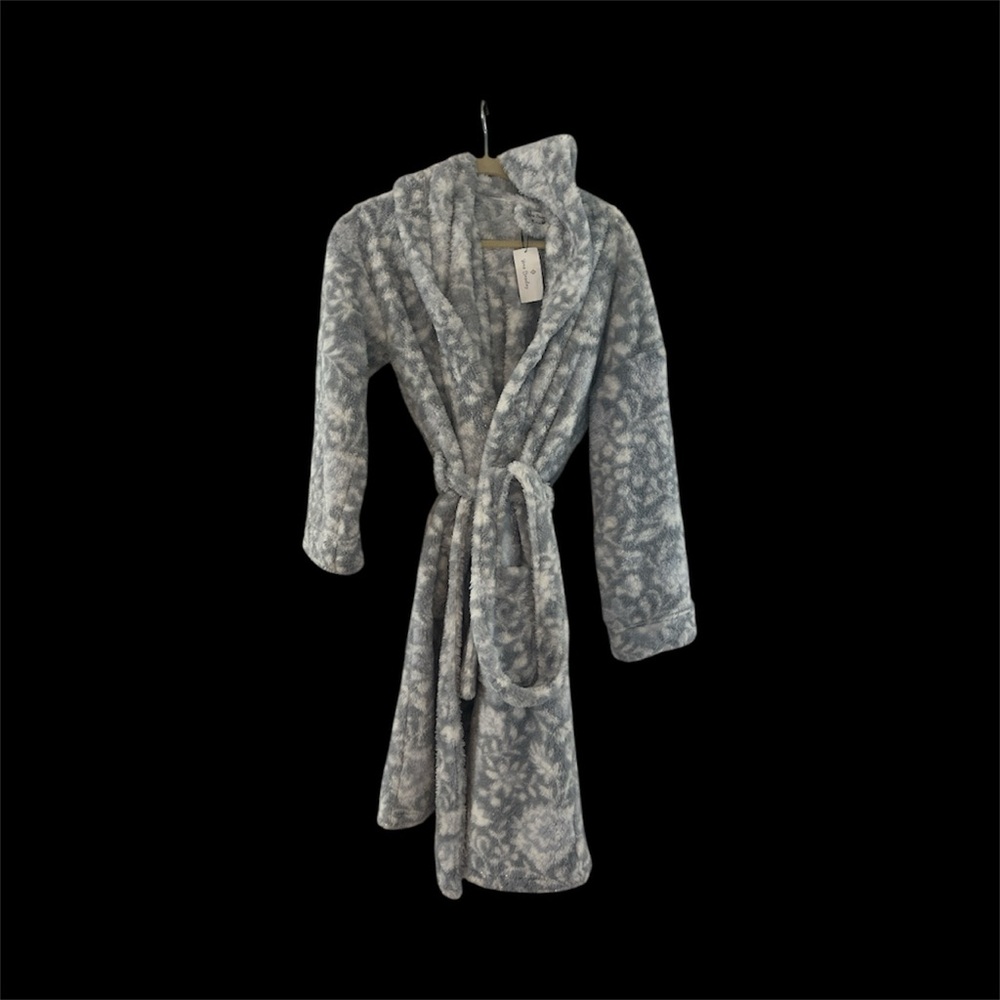 Vera Bradley Plush Gray Robe